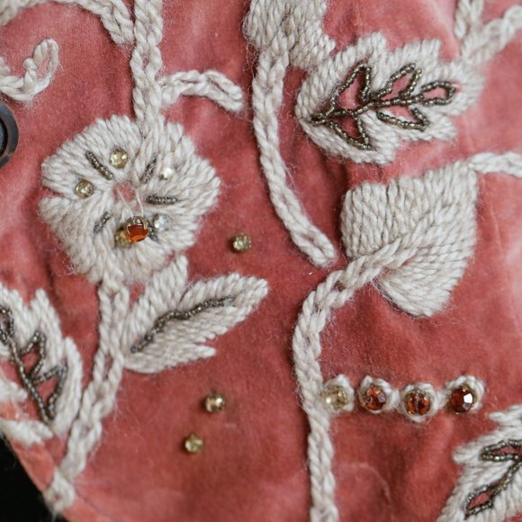 Velvet embroidered beaded Blazer Jacket - Picture 14 of 15